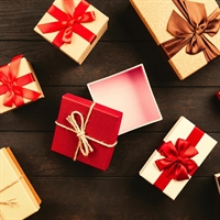 Weihnachtszeit ist Geschenkezeit! Oder doch lieber etwas spenden?